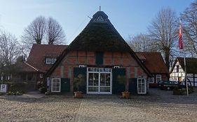 Dreimaedelhaus - Kirchseelte